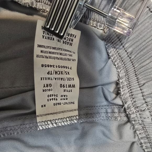 Lot of scrub bottoms for women 2 Blue XXS, 1 black S, 1 Gray xs - Picture 12 of 12